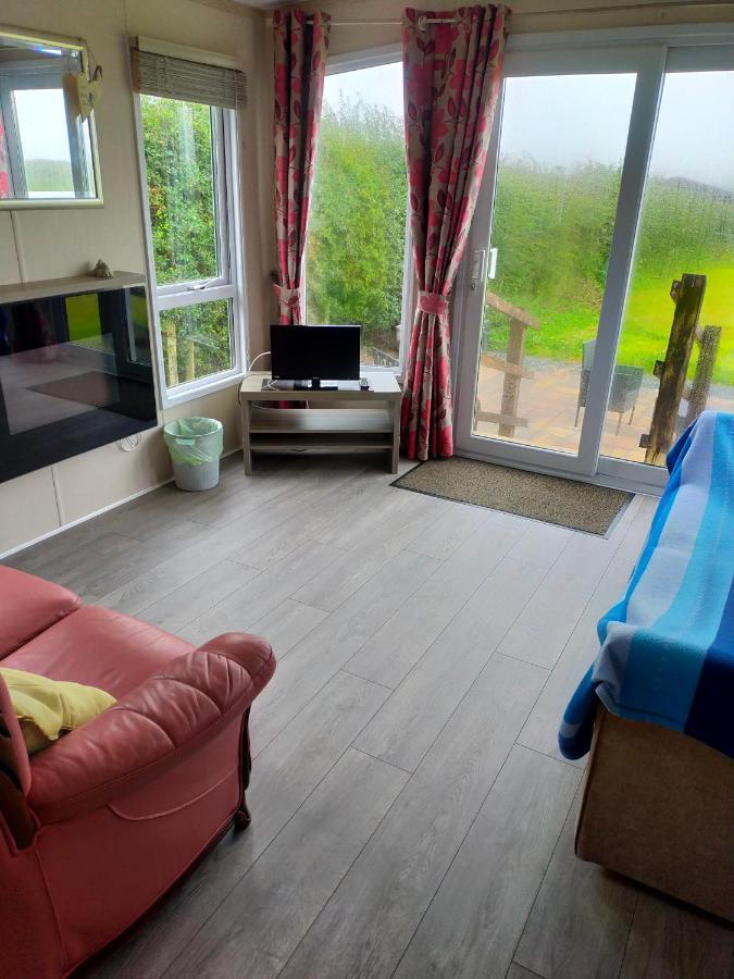 Slieve Croob Cosy Caravan Finnis Eksteriør bilde